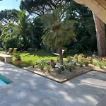 La Beluga 4*