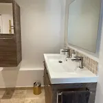 La Beluga Bed & Breakfast 4*