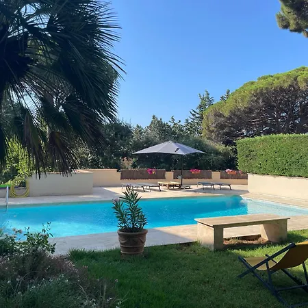 Guest house La Beluga 4*