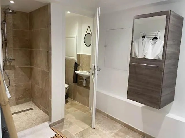 La Beluga Guest house