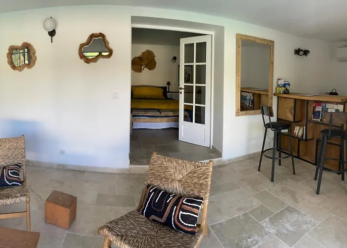 Guest house La Beluga 4*