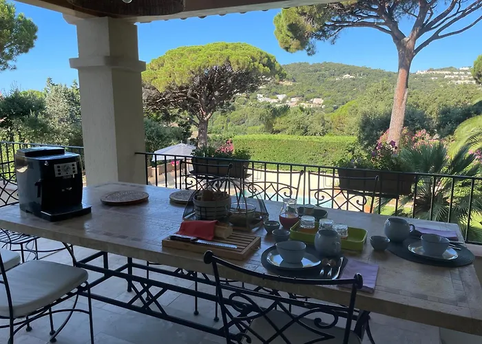 La Beluga Πανσιόν 4*